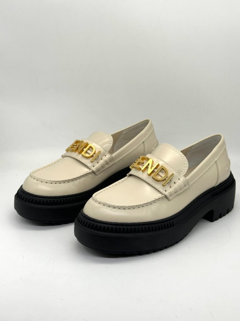 FENDI Fendigraphy Graphy Signature Logo Leather Platform Loafers Shoes - Picture 5 of 16